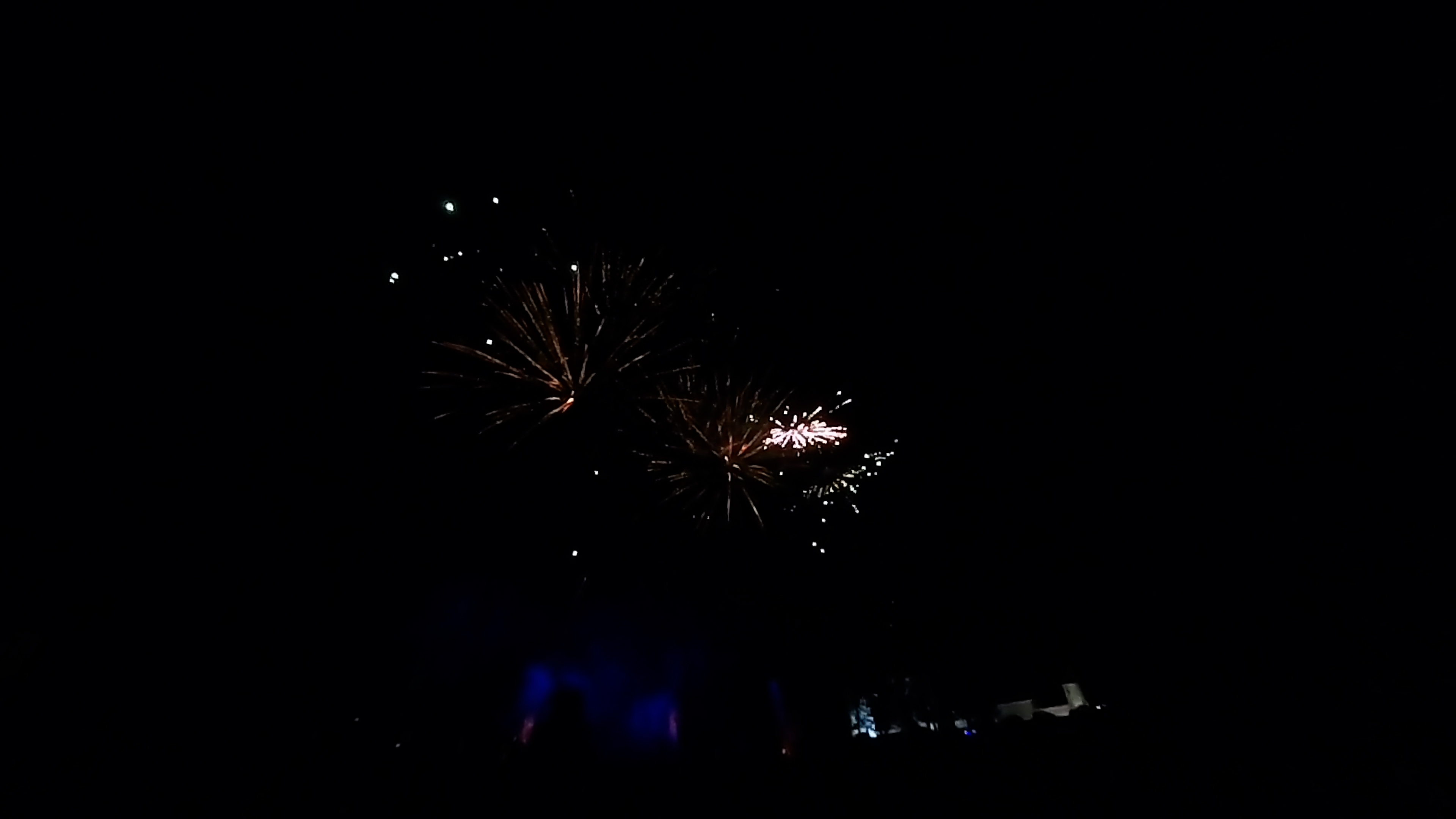 Comment nettoyer un plexiglass transparent sans le rayer ? Guide complet